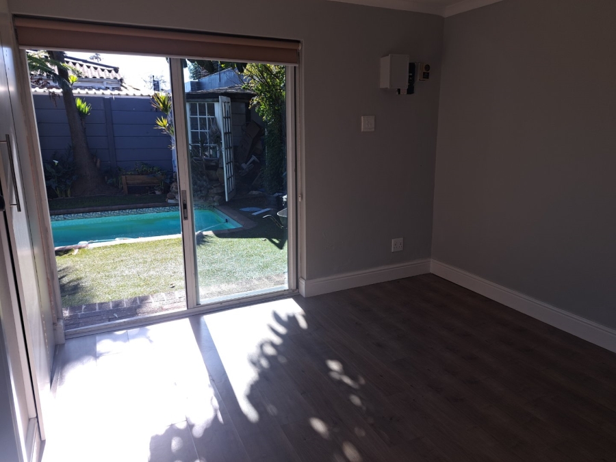4 Bedroom Property for Sale in Rondebosch East Western Cape